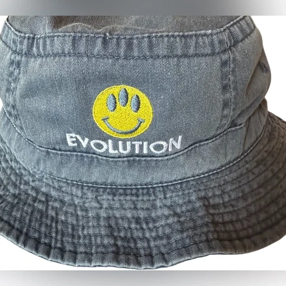 RARE Vintage 2001 Evolution Movie Promo Alien Smiley Face Bucket Hat XL - Picture 4 of 8